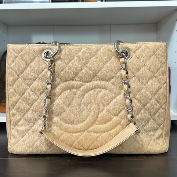 Chanel CC Quilted Shoulder Bag Caviar Beige Large Shopping Tote - Picture 1 of 16